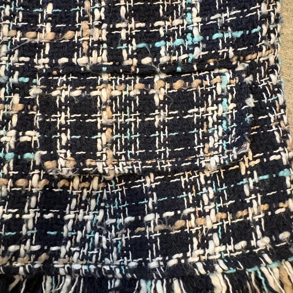 LOFT Women's Navy and White Tweed Blazer - Picture 4 of 4